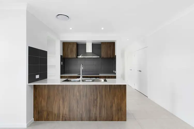 Sixth view of Homely house listing, 24 Seagull Circuit, Point Vernon QLD 4655