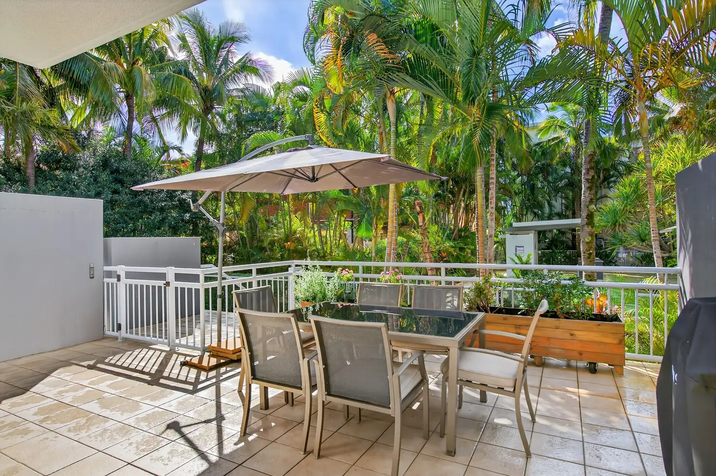 Main view of Homely unit listing, 17/13 Bright Avenue, Labrador QLD 4215