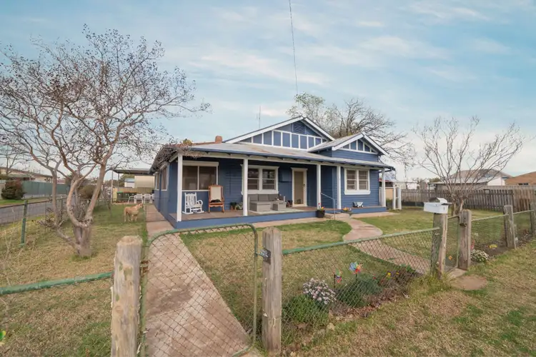 6 Black Street, Forbes NSW 2871