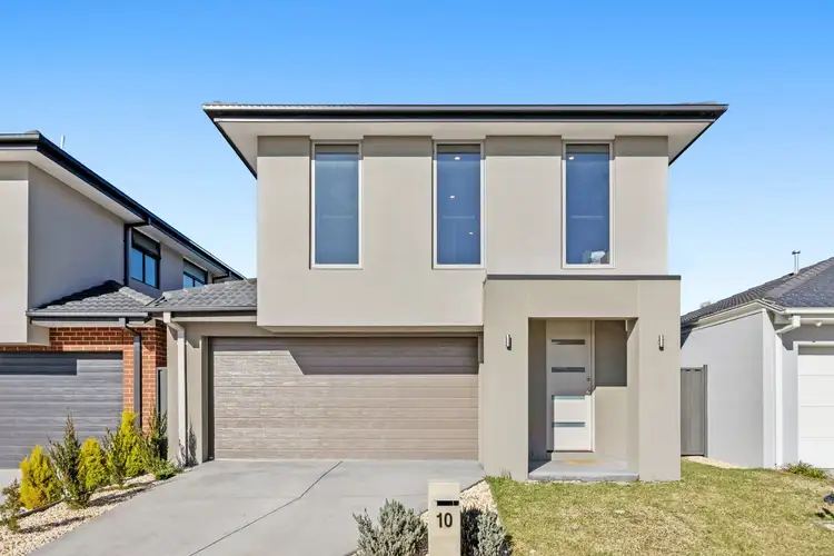 10 Naples Avenue, Berwick VIC 3806
