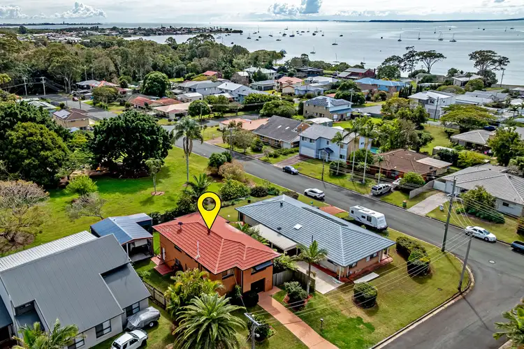 2 Vanessa Place, Victoria Point QLD 4165