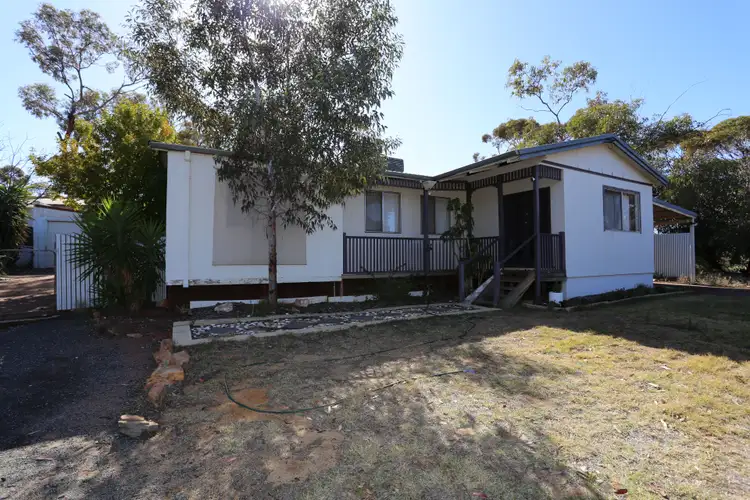 3 Larkin Street, Kambalda East WA 6442