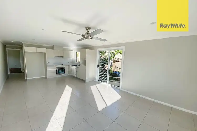 1/33 Alexandra Avenue, Westmead NSW 2145