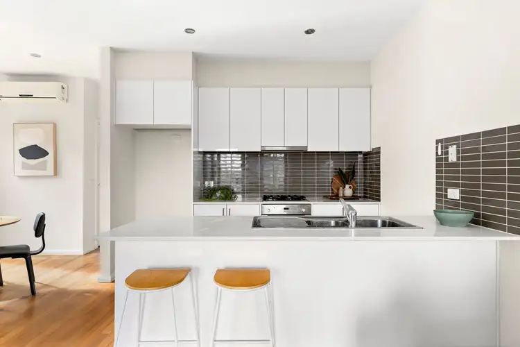 Third view of Homely townhouse listing, 1/42 Railway Parade, Pascoe Vale VIC 3044