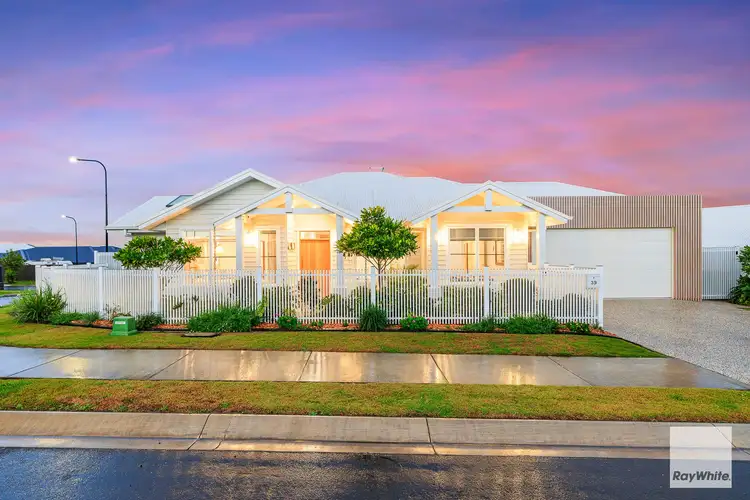 39 Jingeri Street, Redland Bay QLD 4165