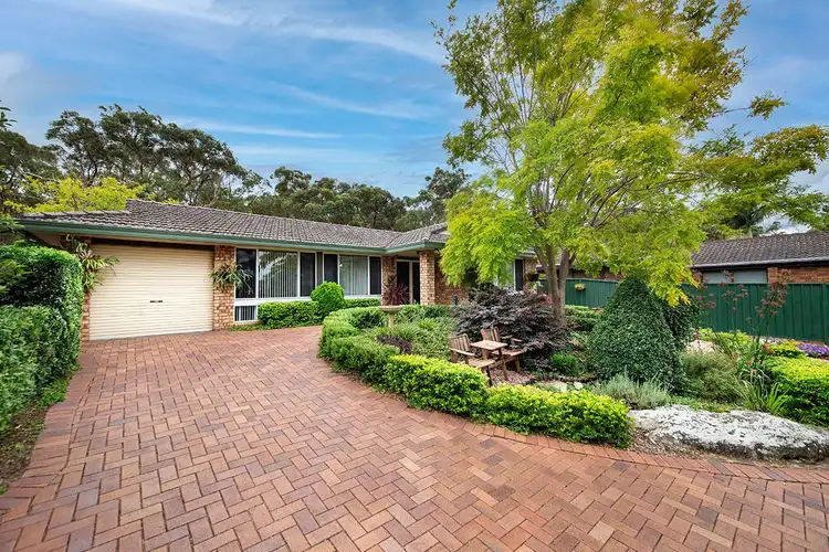 5 Ferguson Close, Menai NSW 2234