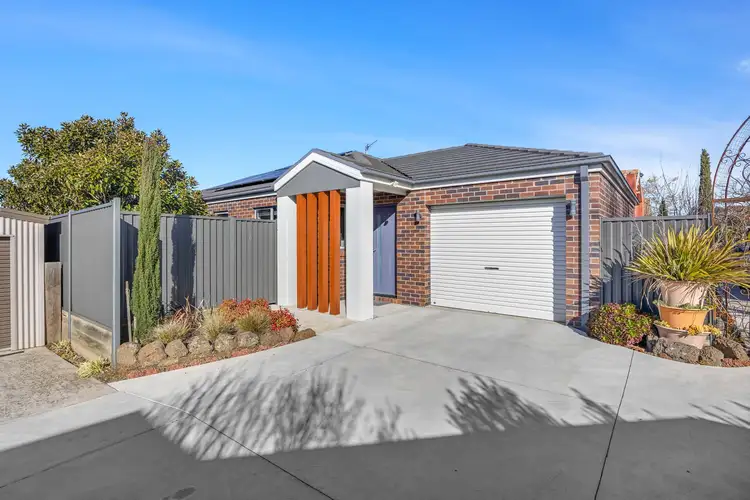 Main view of Homely townhouse listing, 17B Kent Street, Sebastopol VIC 3356