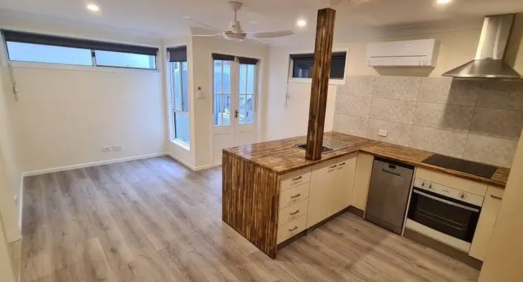 37 Beth Eden Terrace (Downstairs)