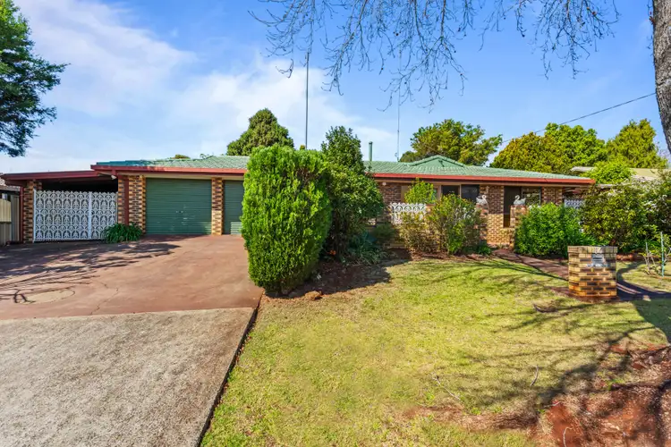 10 Damian Crescent, Kearneys Spring QLD 4350