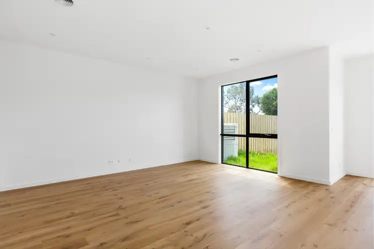 Fifth view of Homely townhouse listing, 53 Northcote Circuit, Burwood East VIC 3151