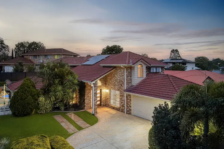 142 Oldfield Road, Sinnamon Park QLD 4073