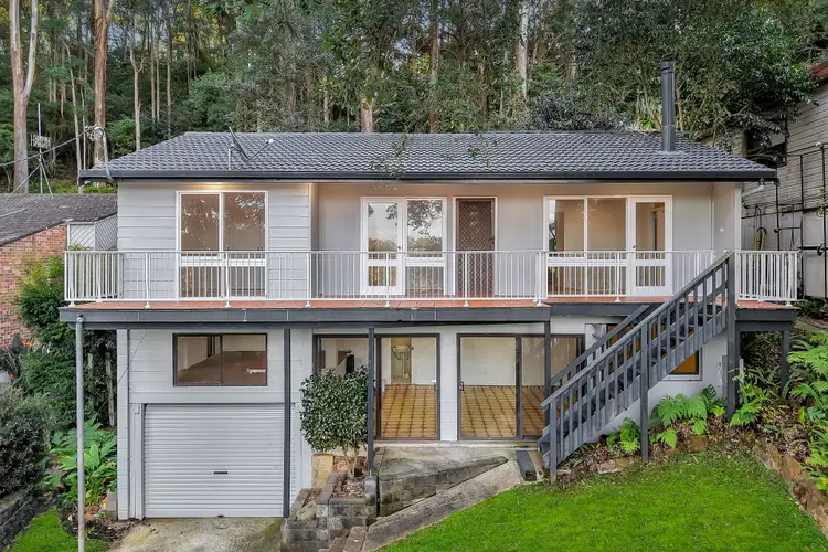 214 The Round Drive, Avoca Beach NSW 2251
