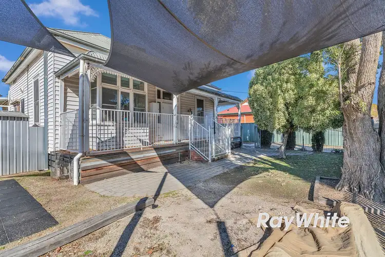 35 Mackay Street