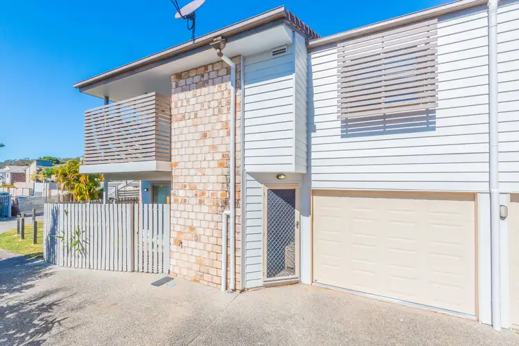 2/48-54 Fleet Drive, Kippa-Ring QLD 4021