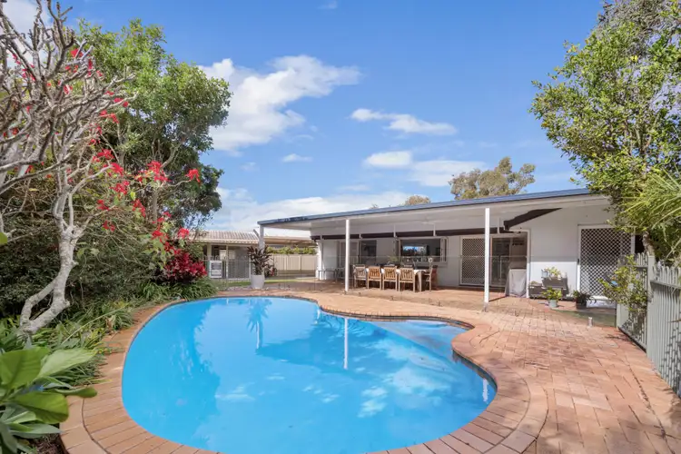 39 Manakin Avenue, Burleigh Waters QLD 4220