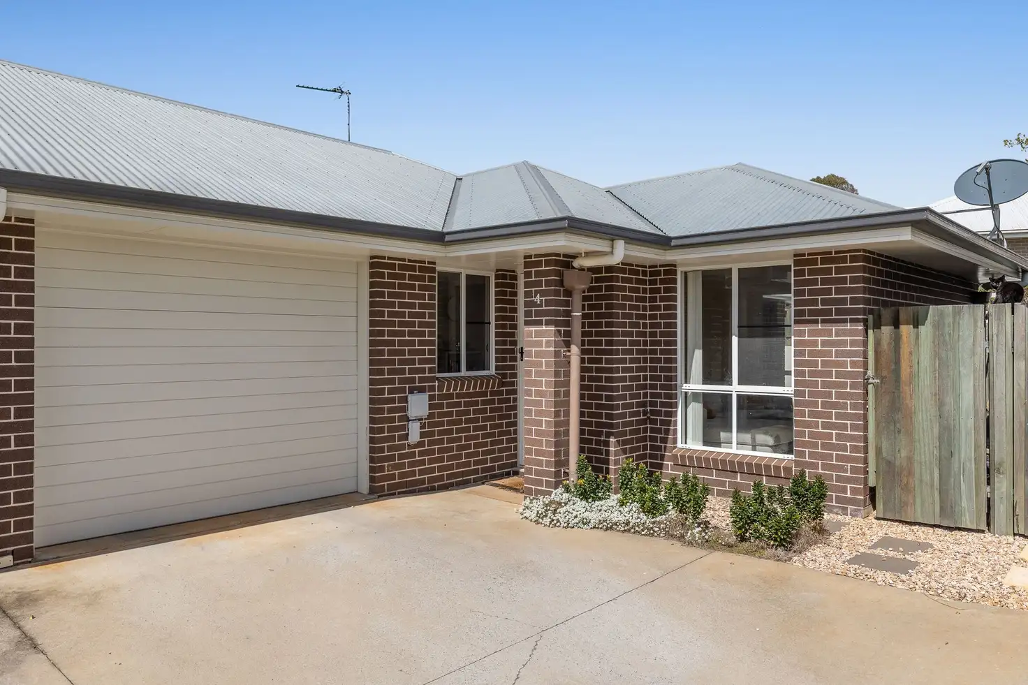 Main view of Homely unit listing, 4/12 Sunning Street, Kearneys Spring QLD 4350
