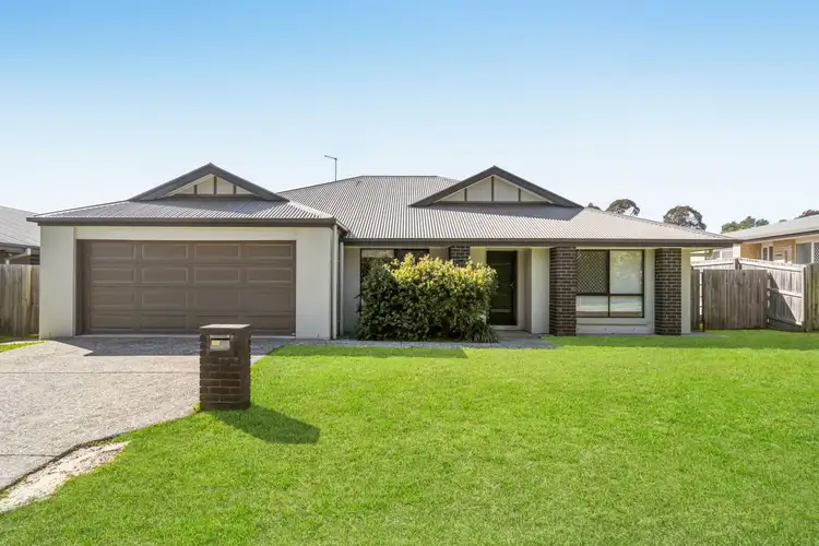 48 Tristania Street