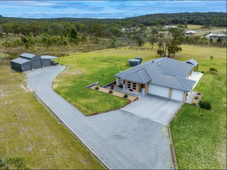 12 Dorsett Road