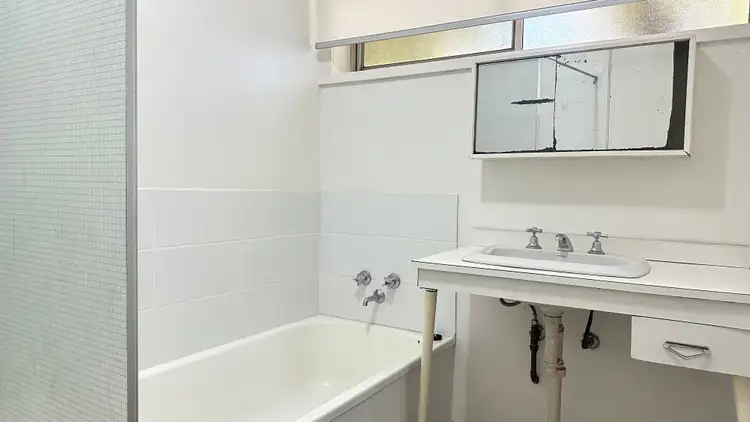 Fourth view of Homely unit listing, 3/292 Peechelba Street, East Albury NSW 2640