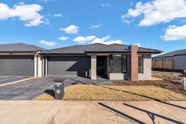 18 Nurture Street, Mambourin VIC 3024