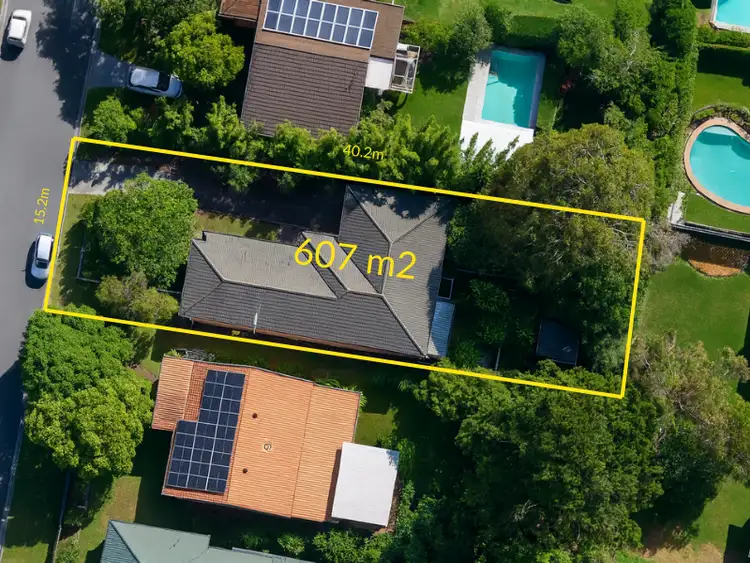 8 Curfew Street, Upper Mount Gravatt QLD 4122