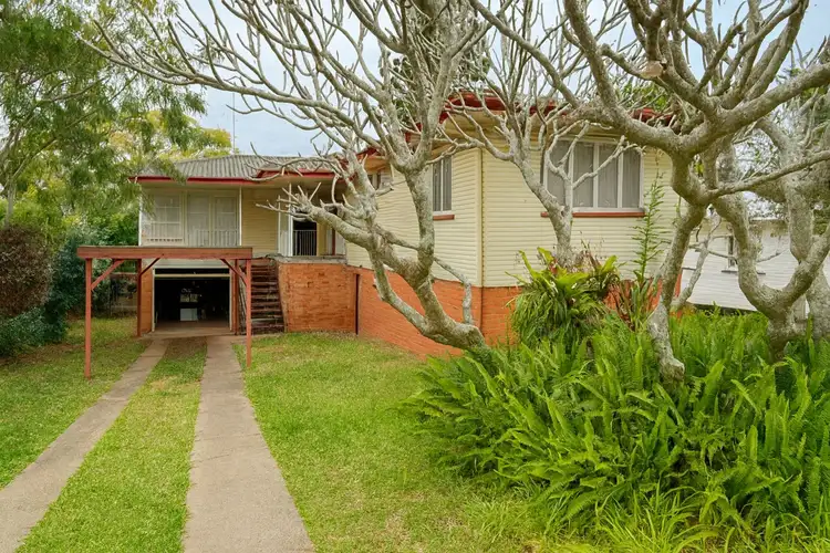 Second view of Homely house listing, 8 Curfew Street, Upper Mount Gravatt QLD 4122