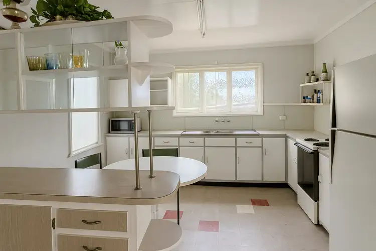 Fourth view of Homely house listing, 8 Curfew Street, Upper Mount Gravatt QLD 4122