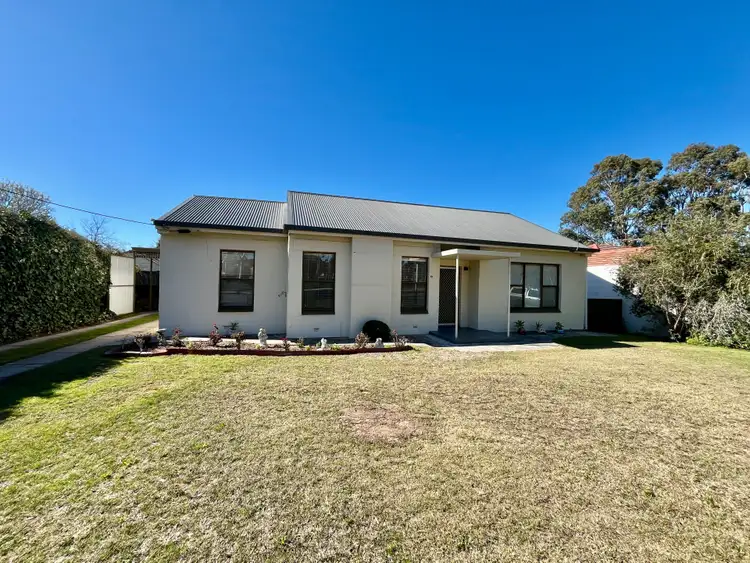 4 Haynes Street