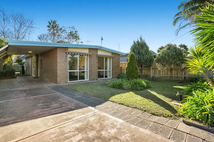 150 Seventh Avenue, Rosebud VIC 3939