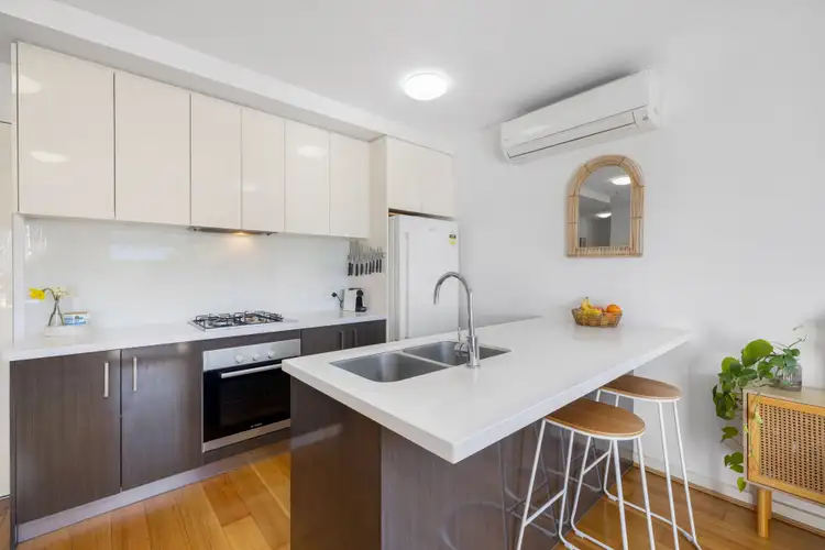 Fourth view of Homely apartment listing, 1/5 Murrumbeena Road, Murrumbeena VIC 3163