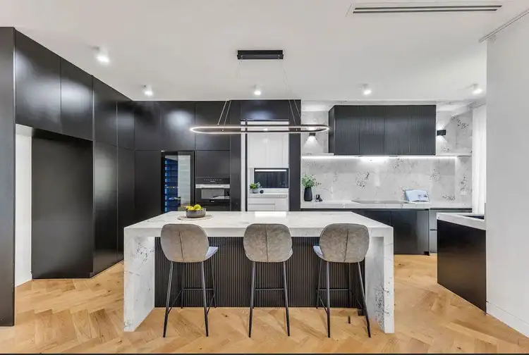 Fifth view of Homely house listing, 2 Aitchison Court, Glen Waverley VIC 3150