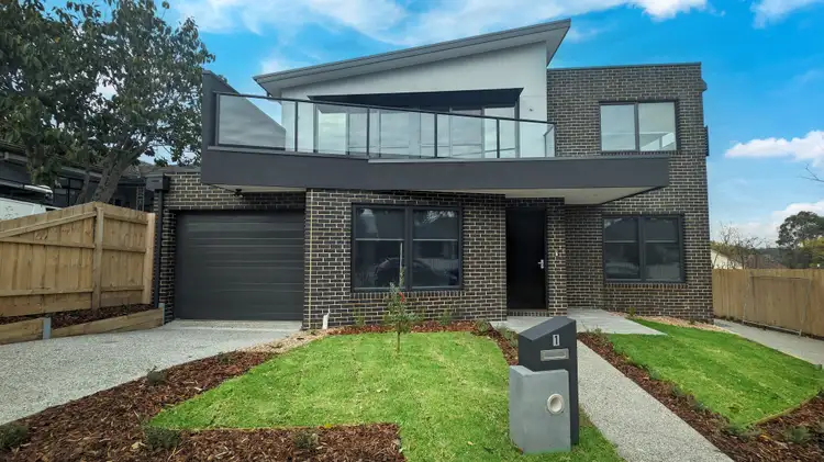 1/8 Oulton Crescent, Reservoir VIC 3073