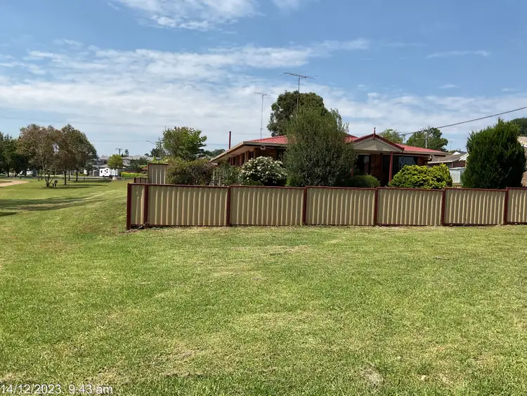 1/2 Storey Street, Centenary Heights QLD 4350