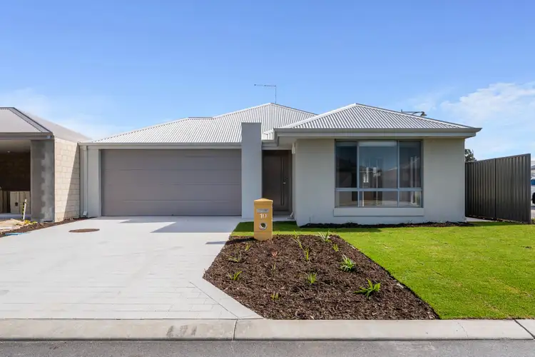 10 Trinity Road, Henley Brook WA 6055