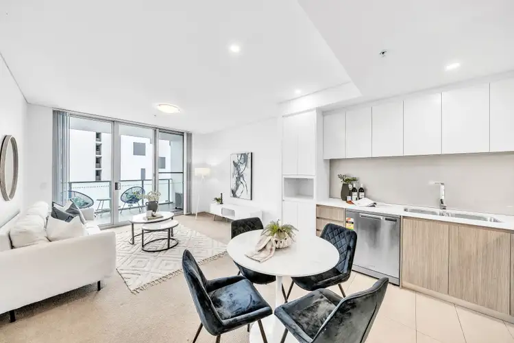 506/12 Northumberland Road, Auburn NSW 2144