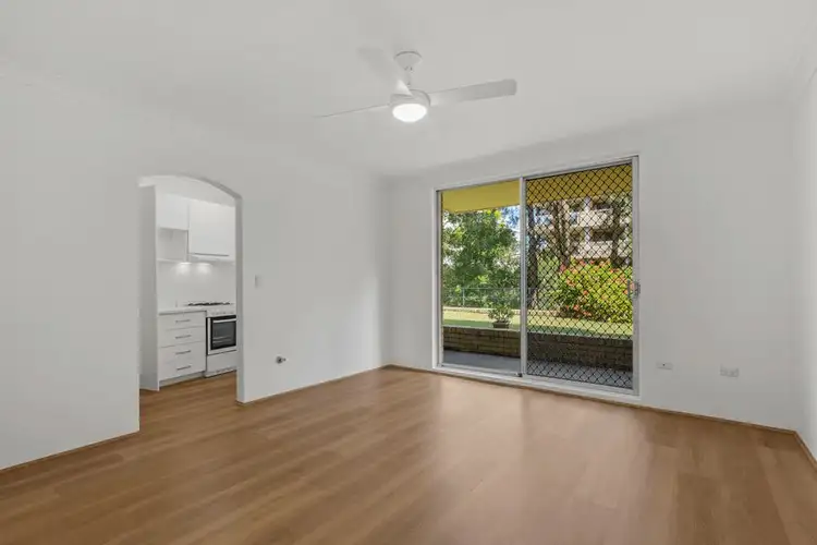 4/8 Centennial Avenue, Chatswood NSW 2067