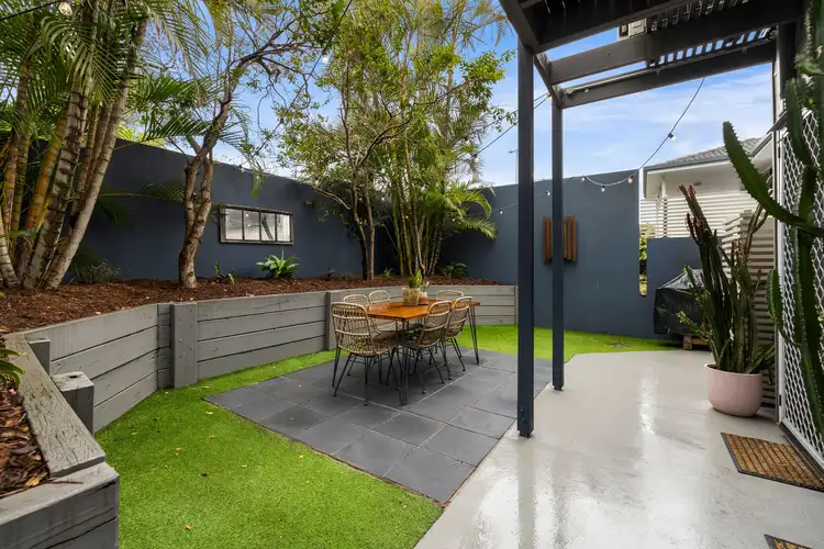 2/147 Jones Road, Carina Heights QLD 4152