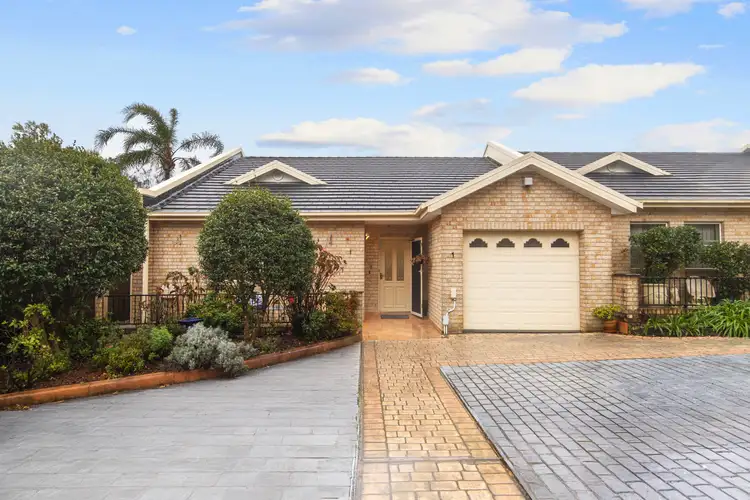 17 Forestville Avenue