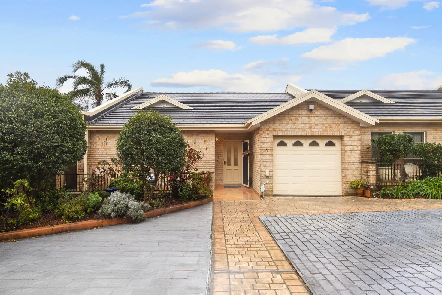 Main view of Homely villa listing, 1/17 Forestville Avenue, Forestville NSW 2087