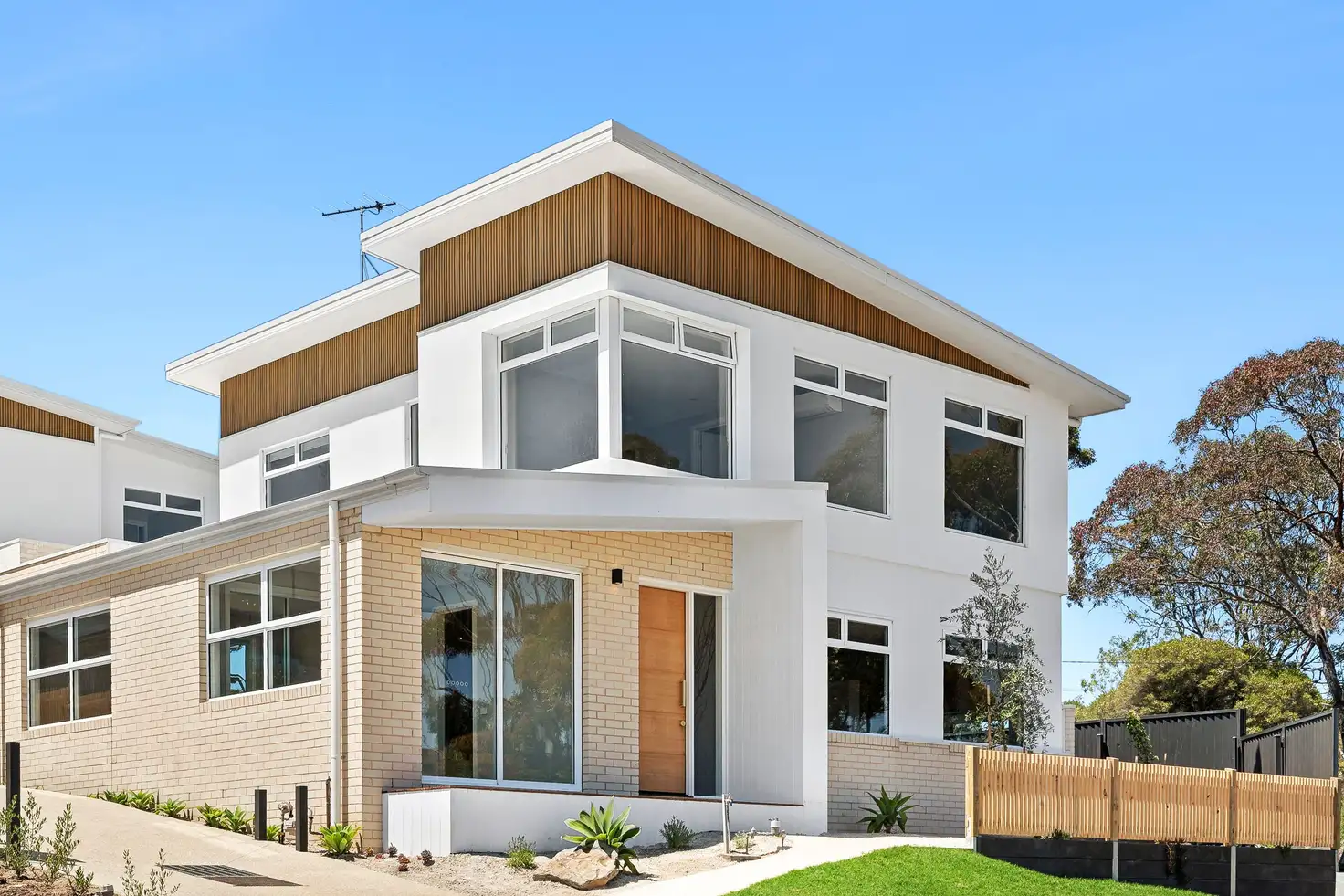 Main view of Homely townhouse listing, 1/25 Hunt Road, Herne Hill VIC 3218