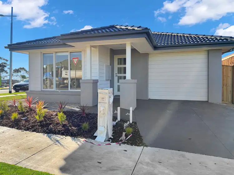 15 Batten Road, Charlemont VIC 3217