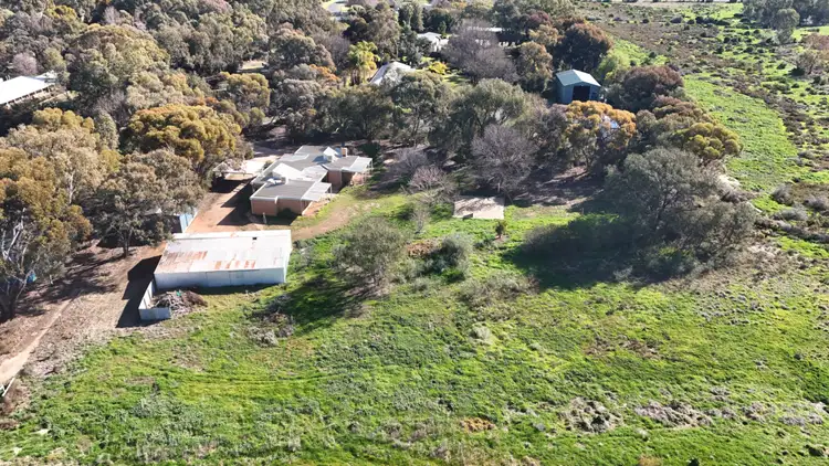 Sixth view of Homely house listing, 3 Landy Crescent, Swan Hill VIC 3585