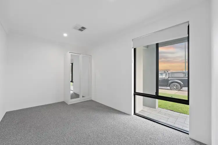 Fifth view of Homely other listing, 17 Furioso Green, Baldivis WA 6171