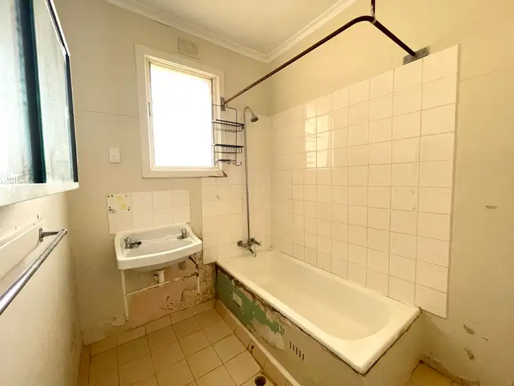 Fifth view of Homely house listing, 2 Tully Street, Whyalla Stuart SA 5608