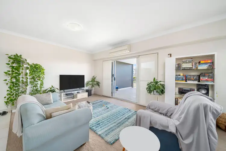 Fifth view of Homely unit listing, 8/13 Louis Street, Redcliffe QLD 4020