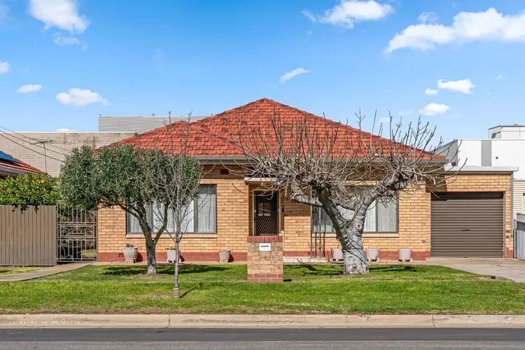 13 Adele Avenue