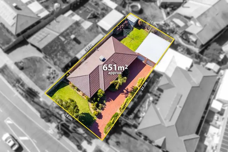 6 Cimberwood Drive, Craigieburn VIC 3064