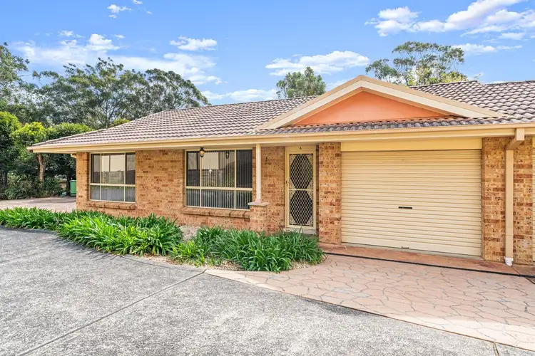 4/2 Hillview Crescent, Tuggerah NSW 2259
