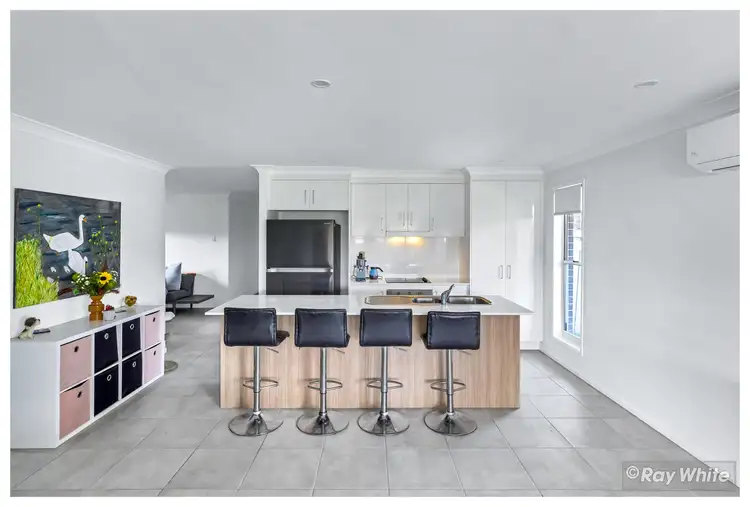 Second view of Homely house listing, 8 Longford Court, Parkhurst QLD 4702