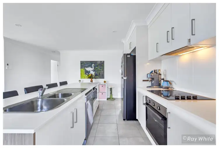 Fifth view of Homely house listing, 8 Longford Court, Parkhurst QLD 4702